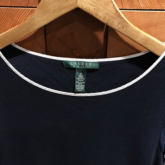 Lauren -Ralph Lauren Navy Ruffled Blouse Size M - Picture 2 of 4